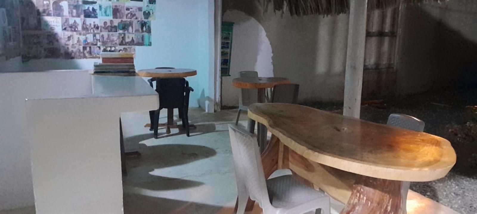 Hostal Paloma Cafe Palomino Buitenkant foto